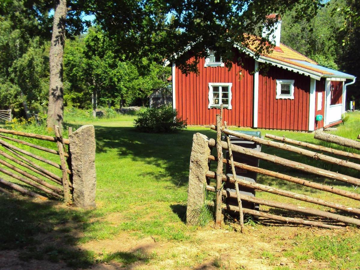 Two-Bedroom Holiday Home In Lessebo Skruv Exteriér fotografie